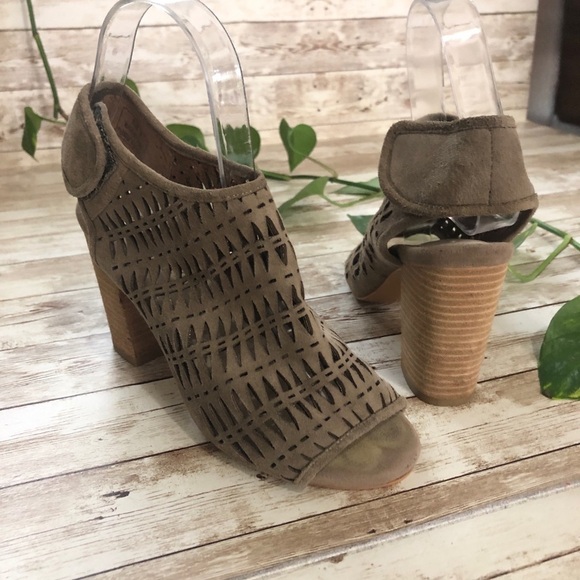 Jeffrey Campbell Quebec Suede Cutout Heeled Sandals - Picture 2 of 10